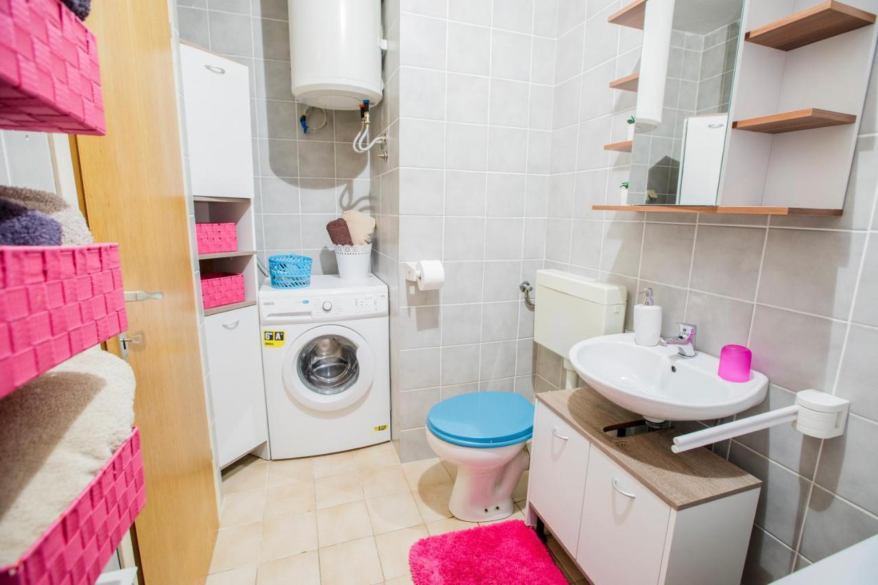 Ocean Apartman Jesenice  Esterno foto