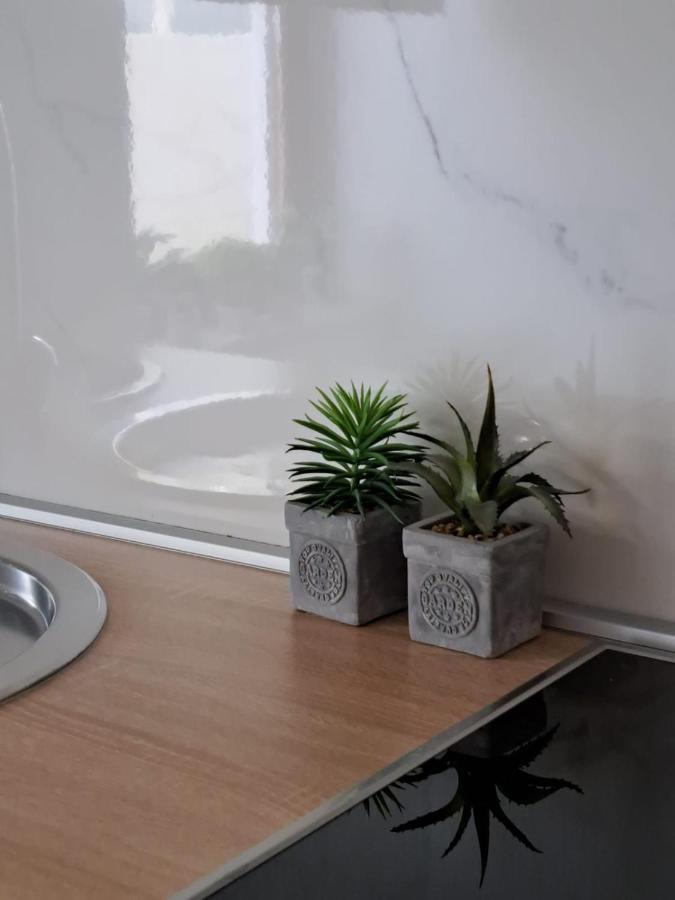 Ocean Apartman Jesenice  Esterno foto