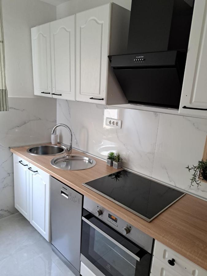 Ocean Apartman Jesenice  Esterno foto